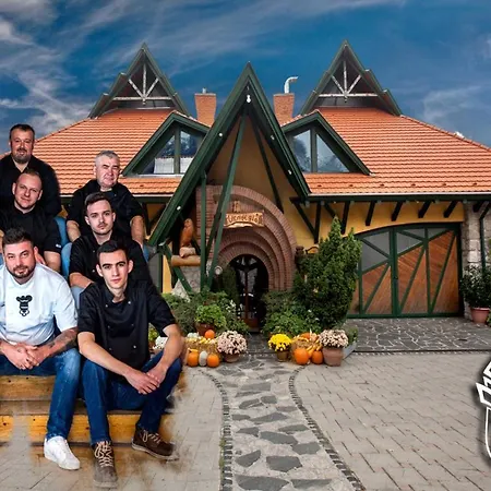 Bagoly Pincesor Fogado 4*