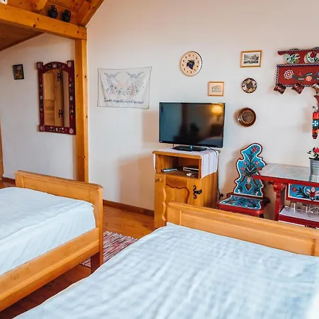 Bed and breakfast Bagoly Pincesor Fogado 4*
