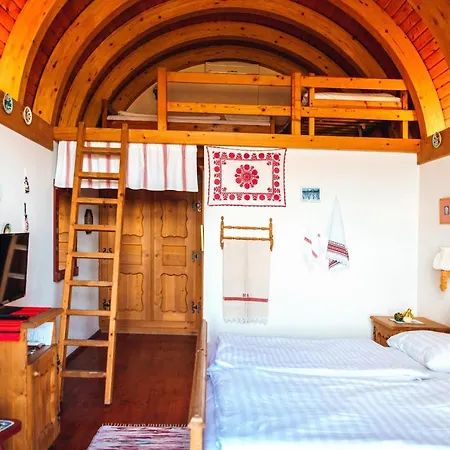 B&B Bagoly Pincesor Fogado Beci