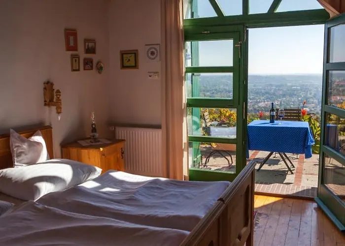 Bed and breakfast Bagoly Pincesor Fogado Pécs